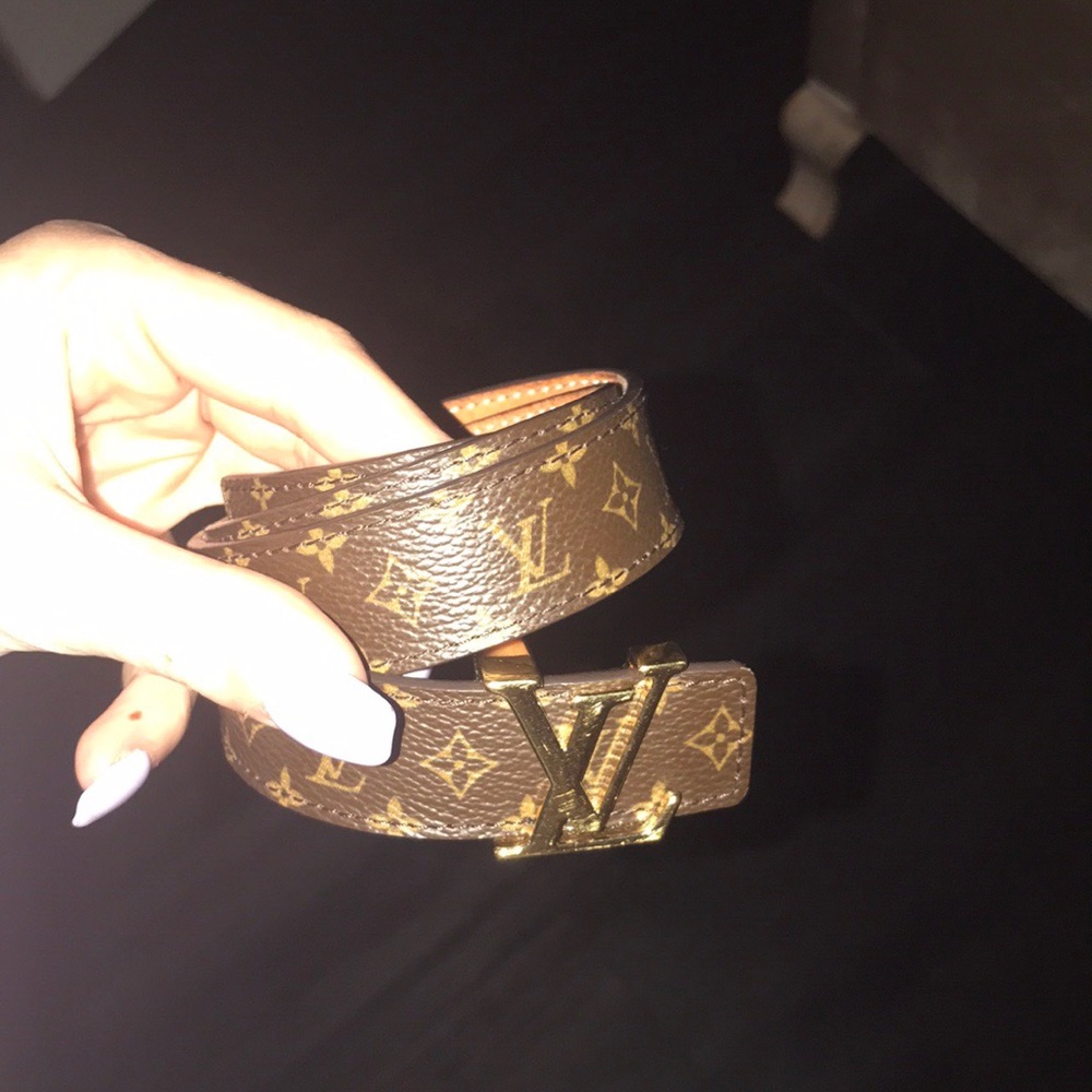 Lv waist belt